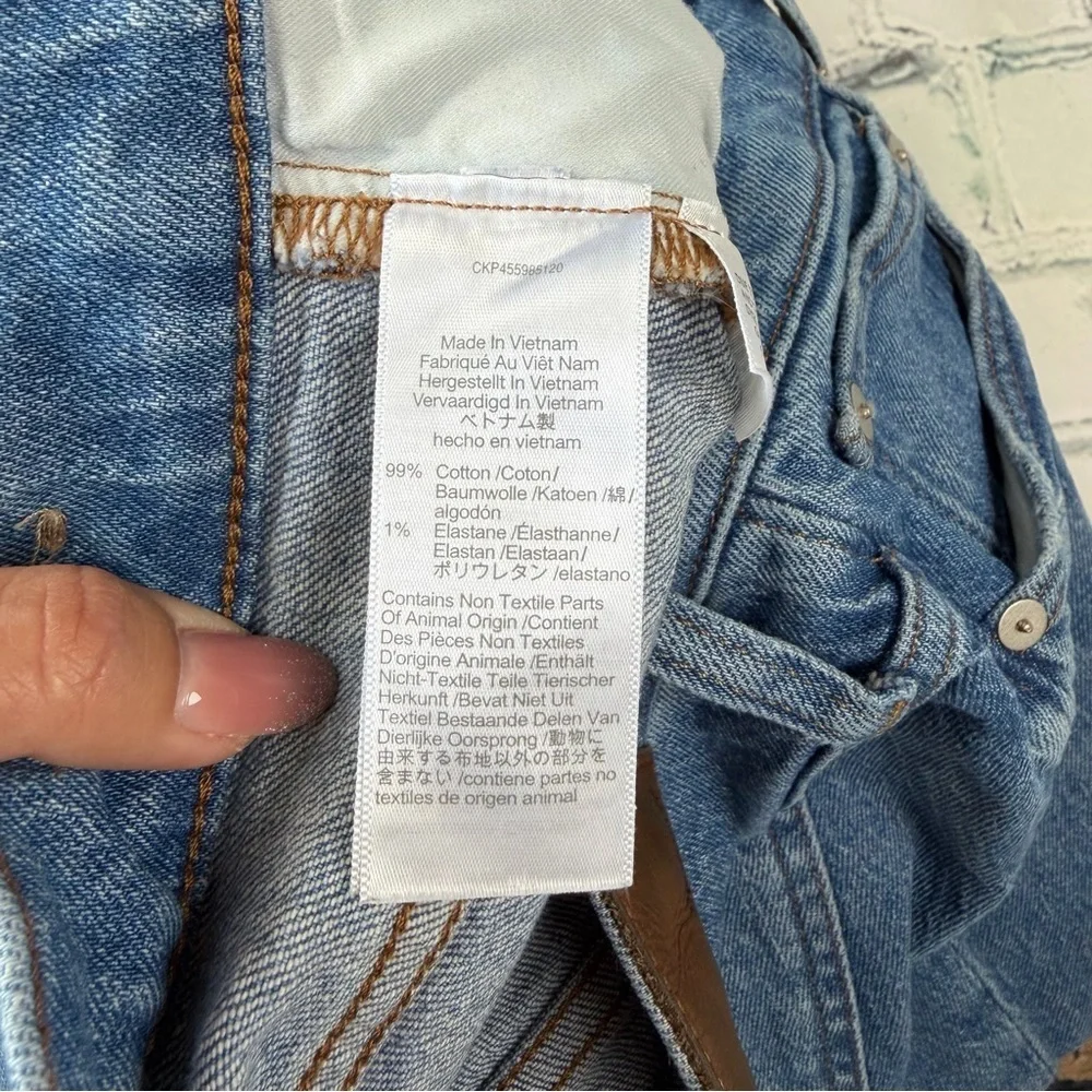 ✅ Madewell Light Blue Mid-Rise Perfect Vintage Jean frayed hem Size 27